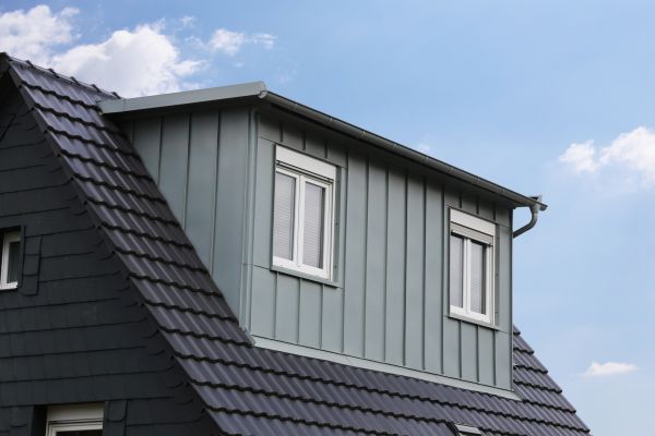Cost of Composite Siding Service in Pasadena