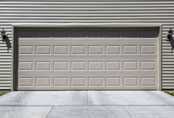 Cost of Garage Siding Installation in Pasadena