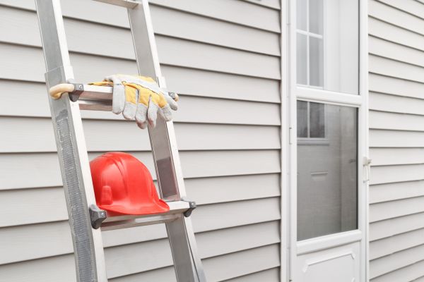 Cost of Home Siding Replacement in Pasadena