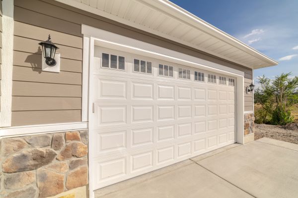 Cost of Garage Siding Repair in Pasadena