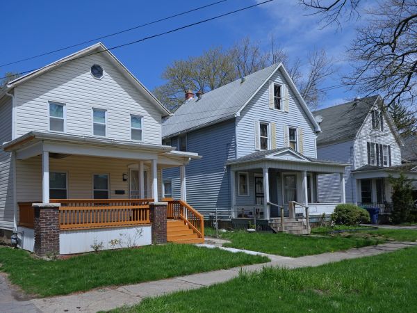 Cost of Aluminum Siding Replacement in Pasadena