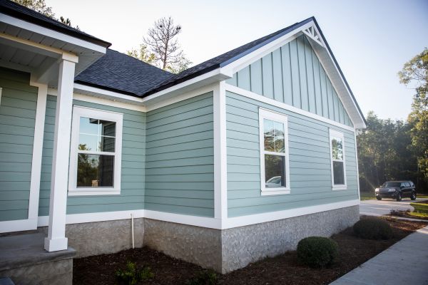 Cost of Residential Siding Repair in Pasadena