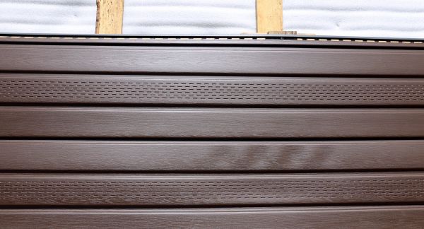Cost of Plastic Siding Installation in Pasadena