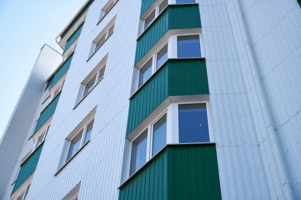 Cost of Corrugated Metal Siding Repair in Pasadena