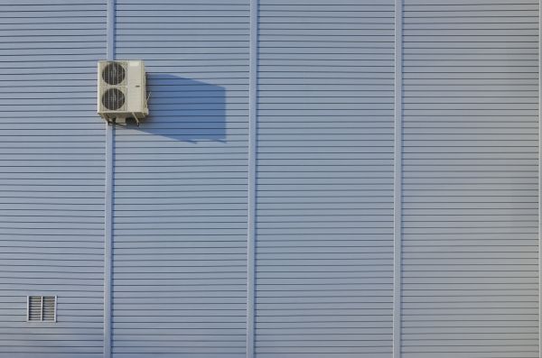 Cost of Flat Metal Siding Installation in Pasadena