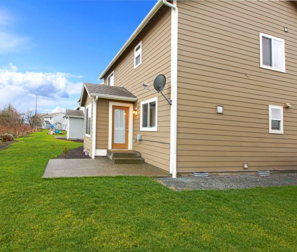 Cost of Clapboard Siding Repair in Pasadena